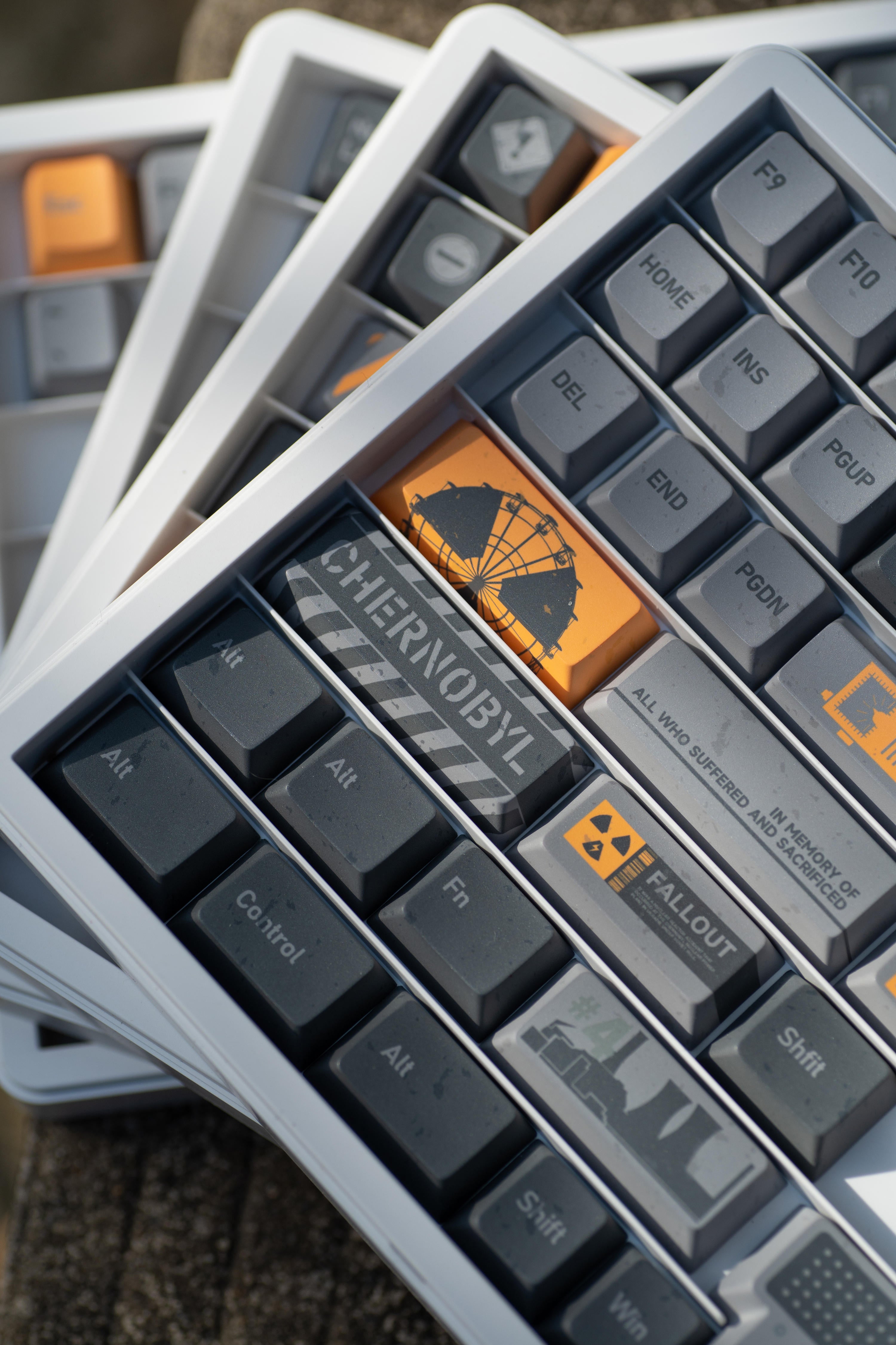 WUkds Original Keycaps——Chernobyl Keycaps