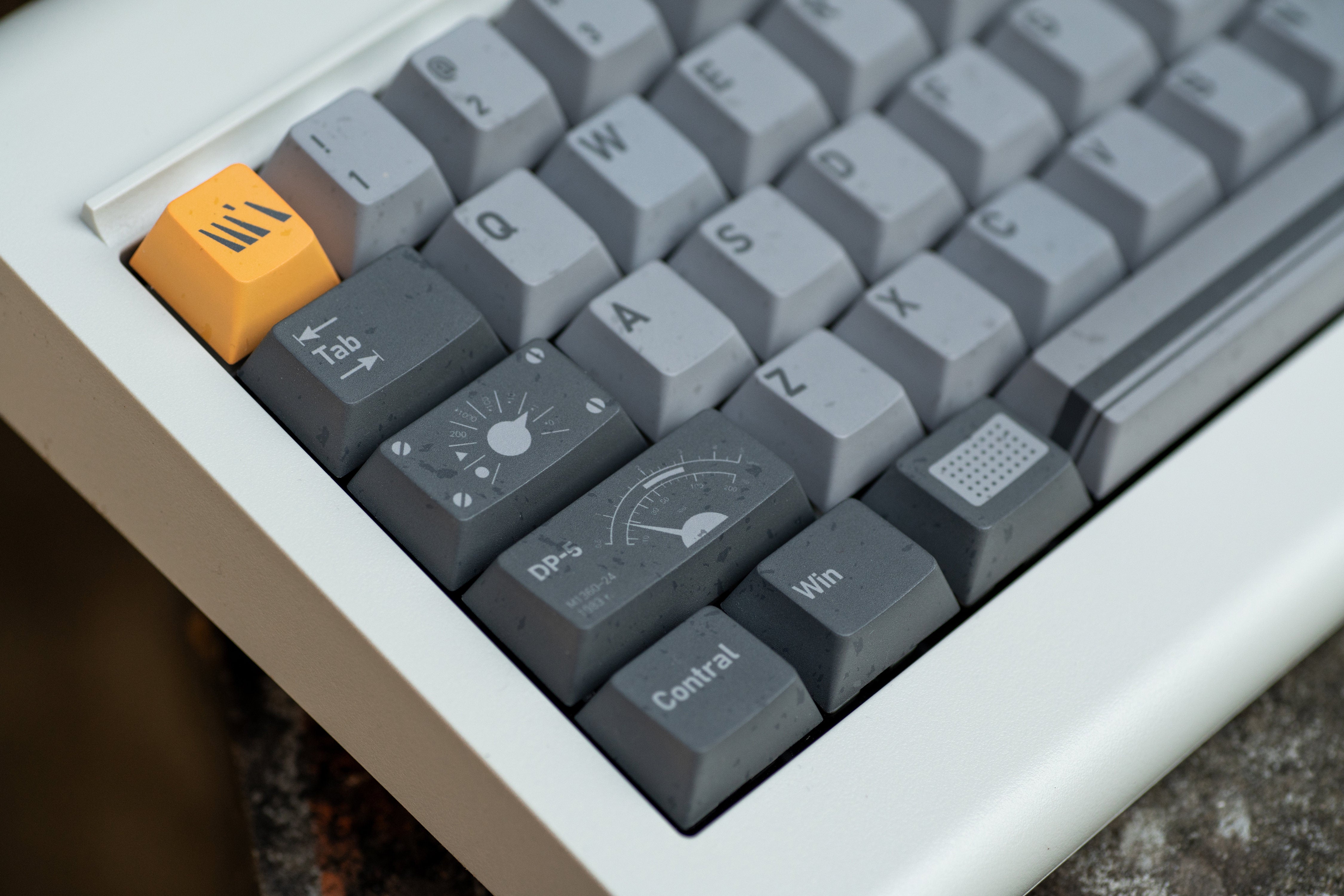 WUkds Original Keycaps——Chernobyl Keycaps