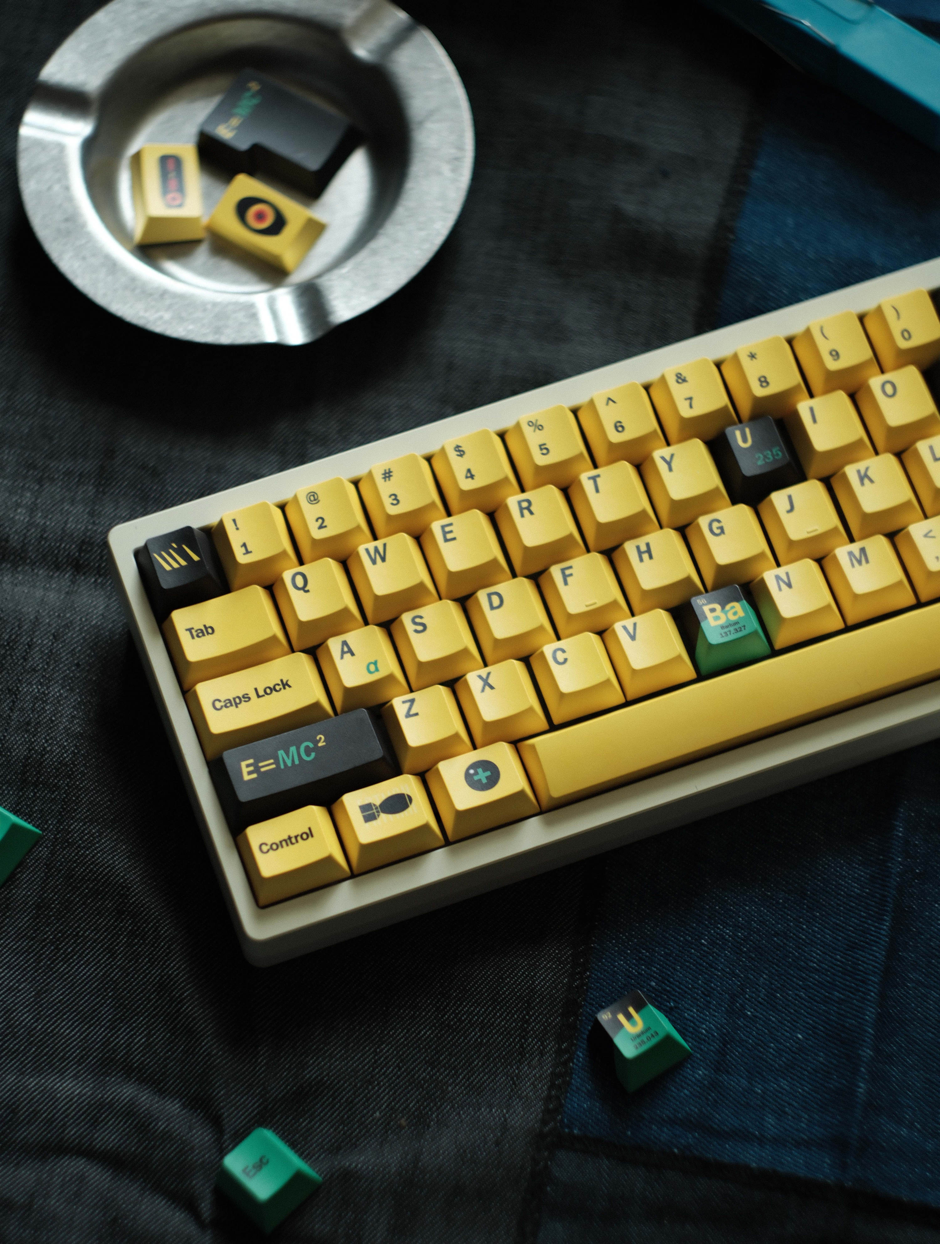 WUkds Original Keycaps——Nuclear Bomb Keycaps