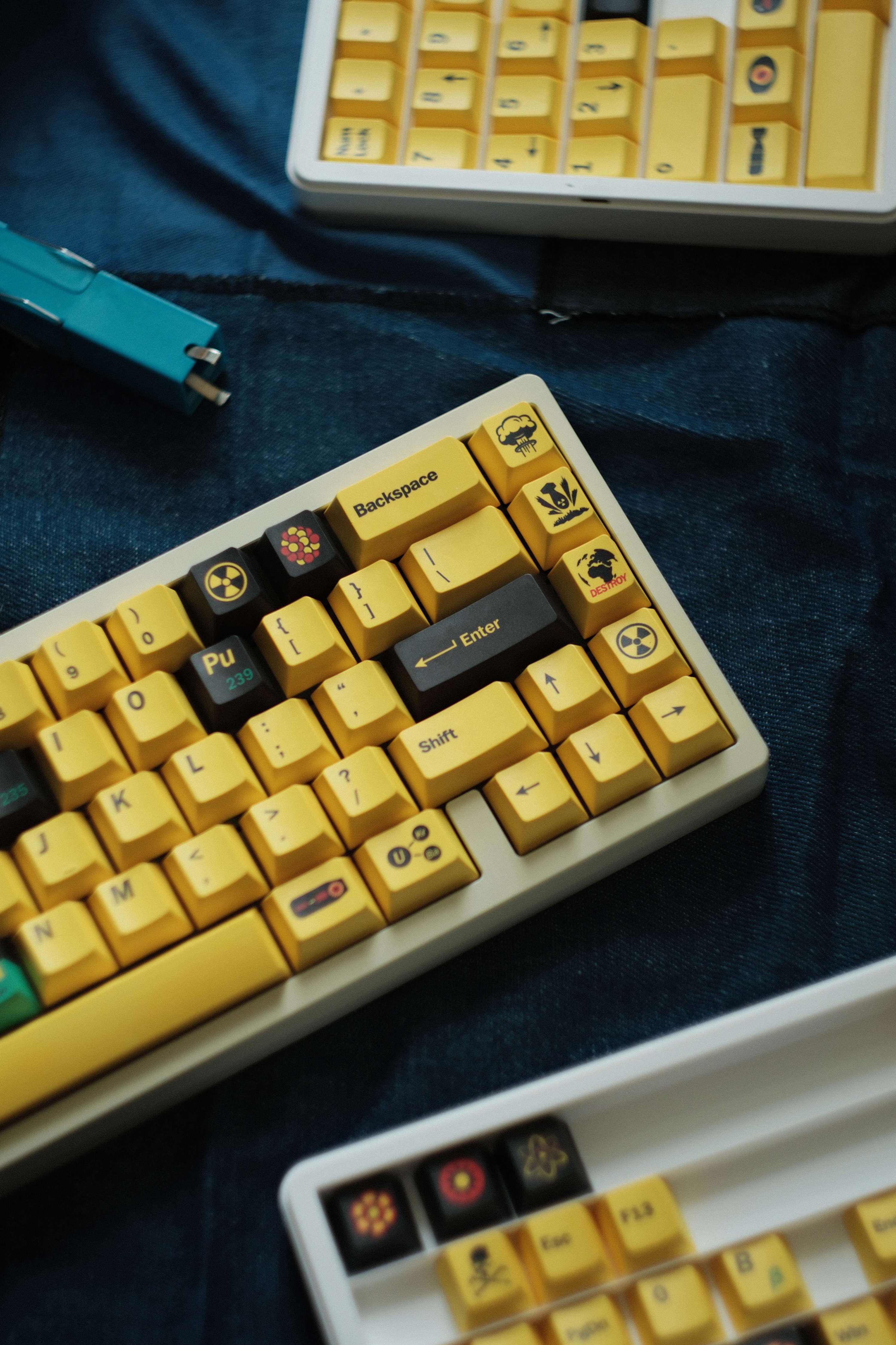 WUkds Original Keycaps——Nuclear Bomb Keycaps